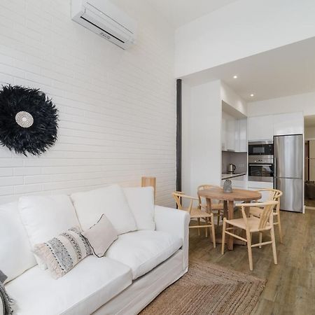 Casa Boma Lisboa - Design Apartment With Private Vegetal Terrace - Lapa VII Exterior photo