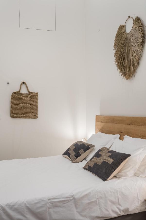 Casa Boma Lisboa - Design Apartment With Private Vegetal Terrace - Lapa VII Exterior photo