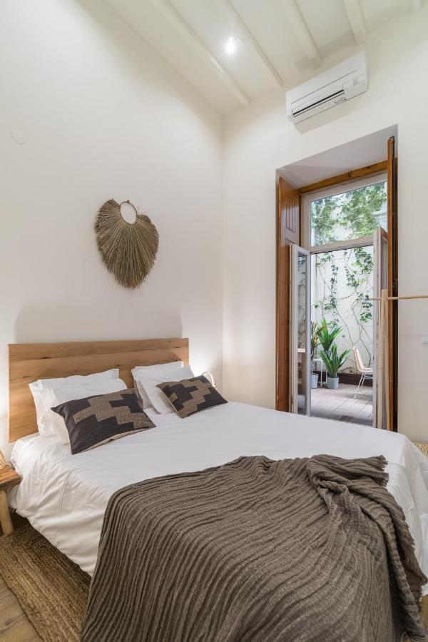 Casa Boma Lisboa - Design Apartment With Private Vegetal Terrace - Lapa VII Exterior photo